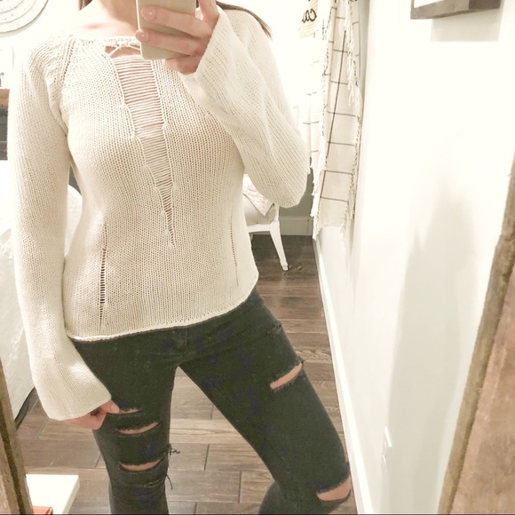 Fresh + Wear Sweaters - Fresh + Wear small cableknit bell sleeve sweater